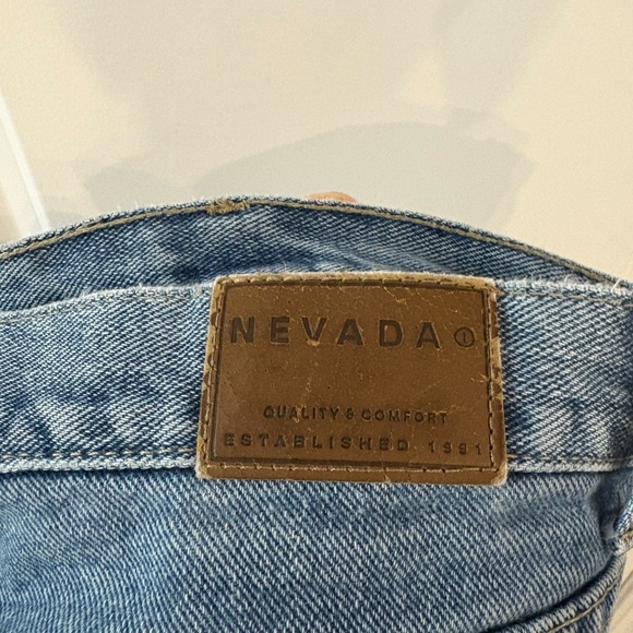 Nevada Jeans - Picture 4 of 8